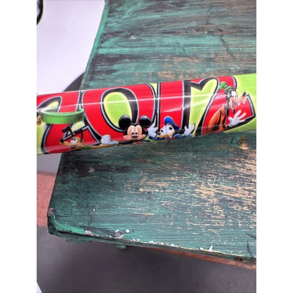 RARE 2012 Mickey Mouse Daffy Duck Disney Pen  Castle Green Tested EUC HTF
